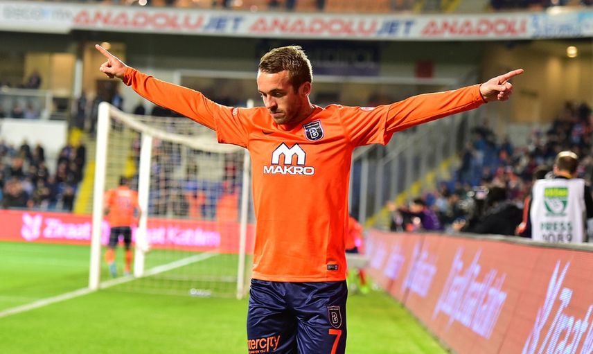 Trabzonspor ve Galatasaray Edin Visca İçin Yarışıyor!