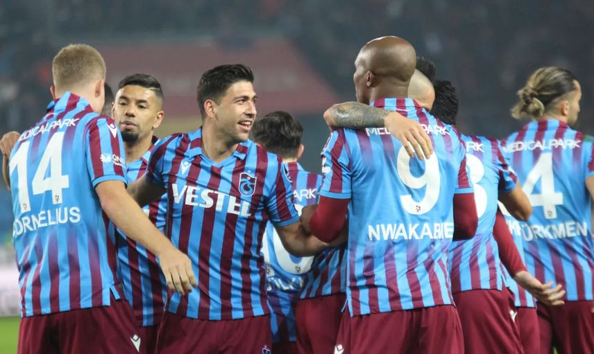 Trabzonspor'da Koronavirüs Testi Pozitif Çıkan Futbolcu Sayısı İkiye Yükseldi!