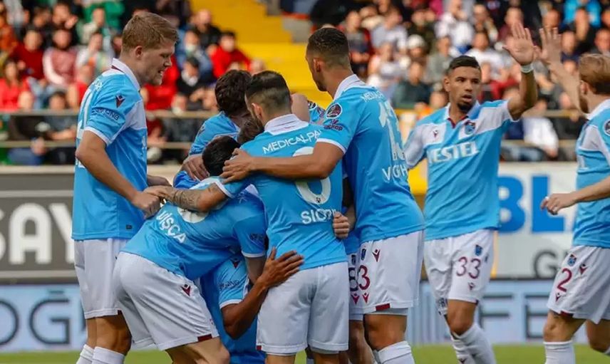 Trabzonspor'un Alanyaspor Zaferi Yerel Basında Büyük Yankı Uyandırdı!