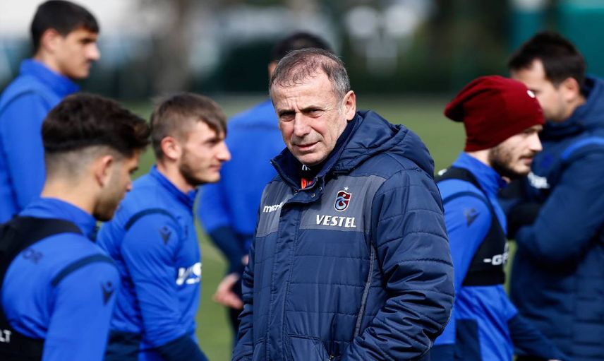 Trabzonspor’un yeni teknik direktörü belli oldu: Yerli isim yeniden takımın başına getirildi
