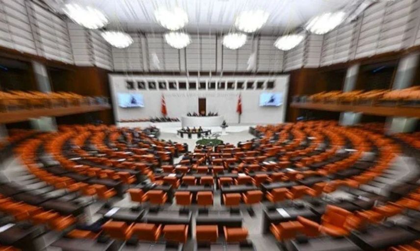 Trafikte Yeni Dönem Meclis’ten Geçti: İlk Maddeler Kabul Edildi