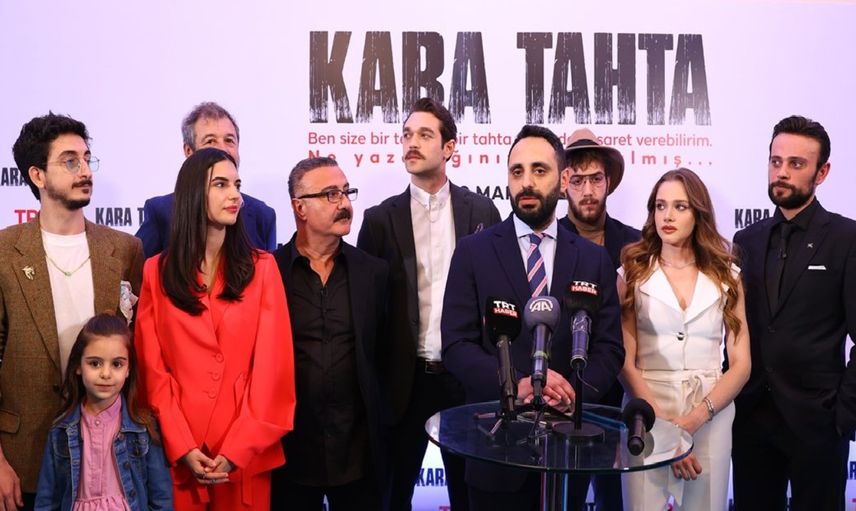 TRT Kara Tahta dizisi konusu, oyuncuları kimler? Kitaptan mı uyarlandı?