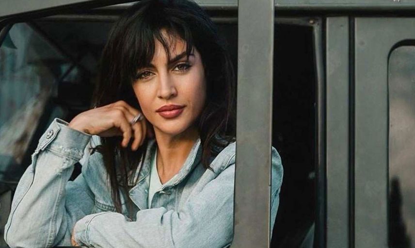 Tuğba Ekinci’nin cüretkar paylaşımı Instagramı salladı! Ekinci’nin çıplak pozu olay oldu! Takipçileri yorum yağmuruna tuttu