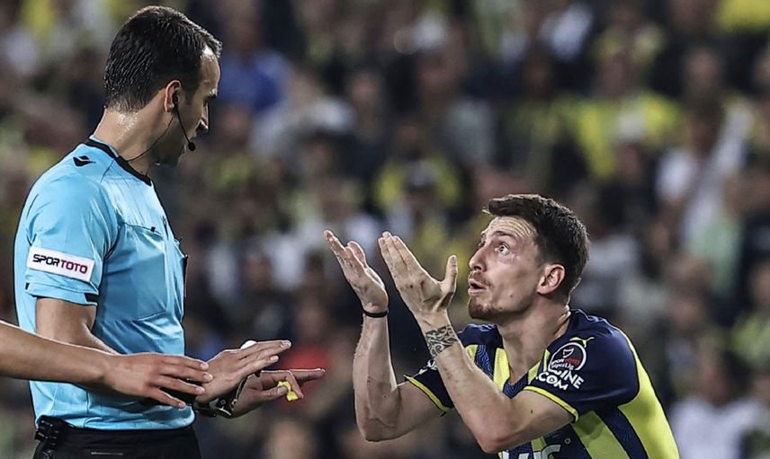 Tümer Metin, Fenerbahçe - Galatasaray derbisine damga vuran isimlerden Mert Hakan Yandaş'ı eleştirdi!