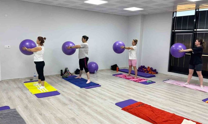 Turgutlu’da kadınlara özel zumba ve pilates kursları başladı