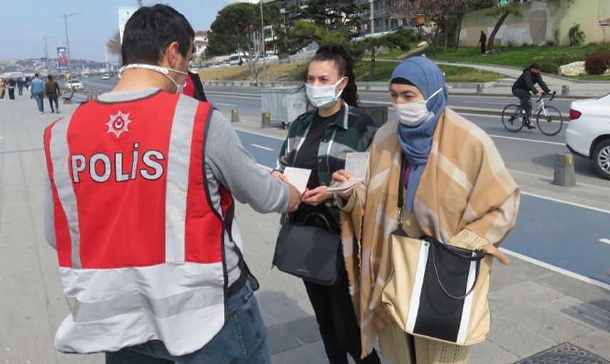 Turistler Üsküdar Sahiline Akın Etti