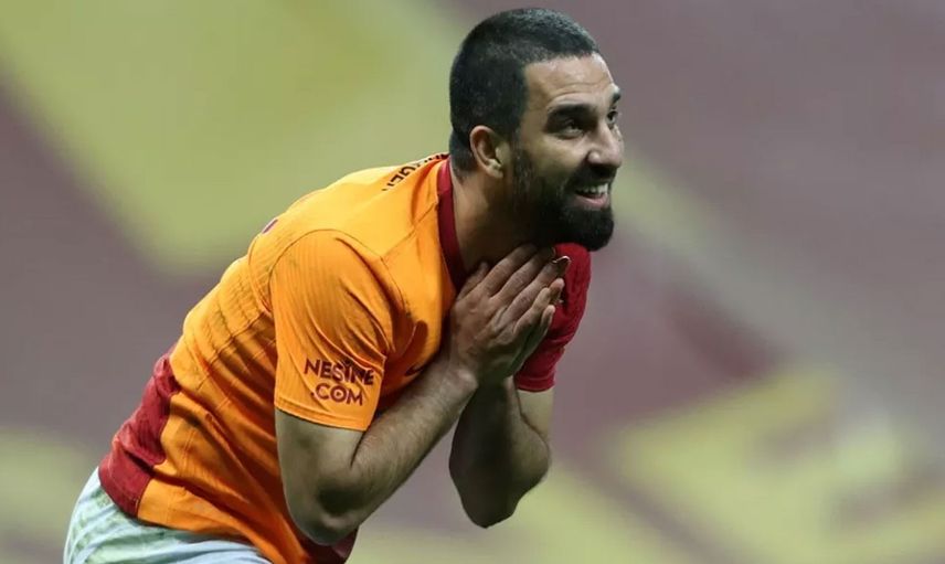 Türk futbolunda yeni bir dönem: Arda Turan, Galatasaray'ın yıldızını kadrosuna katıyor!