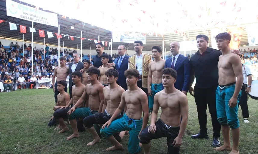 Türk Güreşi Hedefini Belirledi: Gençler 2028 ve 2032 Olimpiyatlarına Hazırlanacak