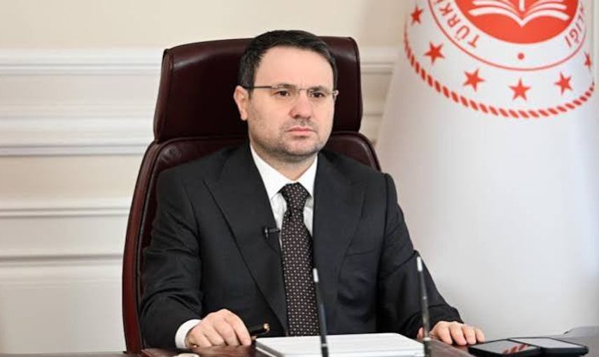 "Türk mahkemelerine kimse parmak sallayamaz"