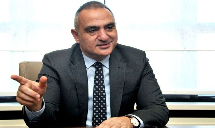 Türk vatandaşından ‘milliyet farkı ücreti’ almıştı: Bakan Ersoy otele verilen cezayı duyurdu