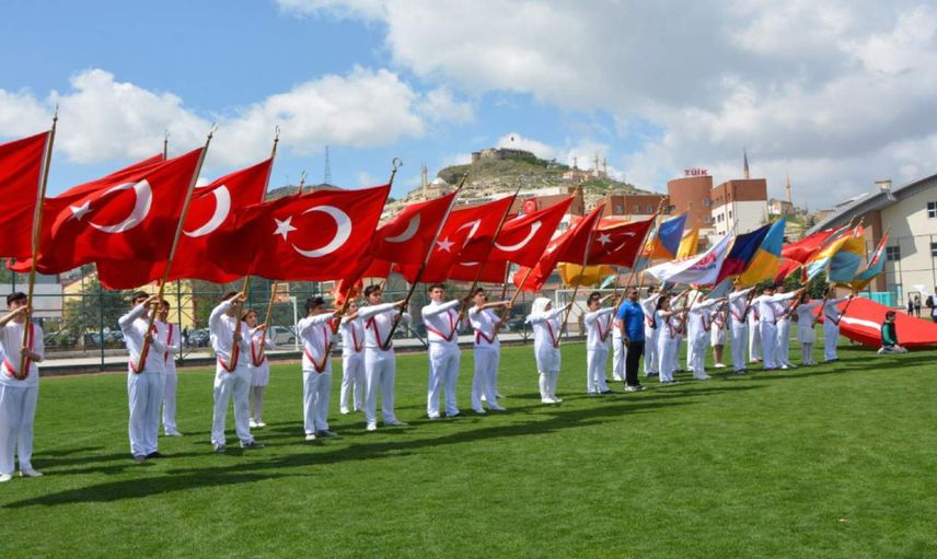 Türkiye Cumhuriyeti’nin meşalesi 104 yıl önce yakıldı: 19 Mayıs Atatürk’ü Anma, Gençlik ve Spor Bayramı