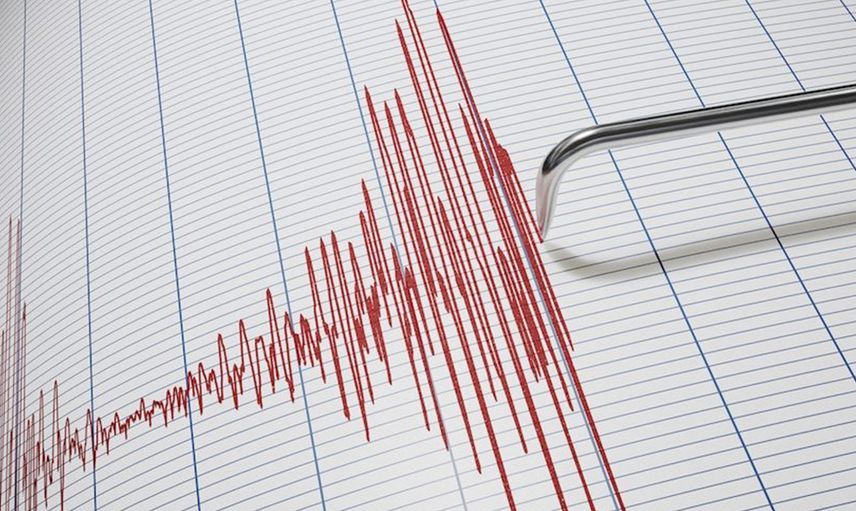 Türkiye-İran sınırında 5.7 büyüklüğünde deprem meydana geldi
