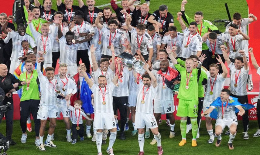 Türkiye Kupası gol düellosuyla sahibini buldu: Beşiktaş Trabzonspor’u son dakika golüyle devirdi