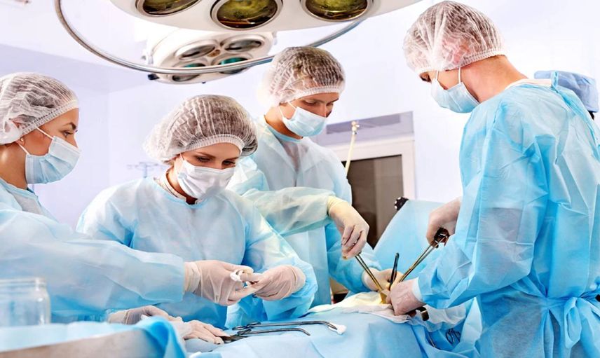 Türkiye tıp alanında gözde oldu: Dünyanın dört bir yanından doktorlar geliyor