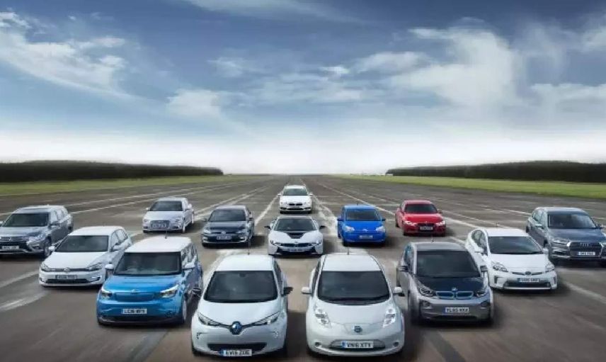 Türkiye'de kaç araç satıldı? 2022 yılı Türkiye araç satış rakamları belli oldu! Otomobil piyasası yükselen fiyatlara rağmen hareketini kaybetmiyor!