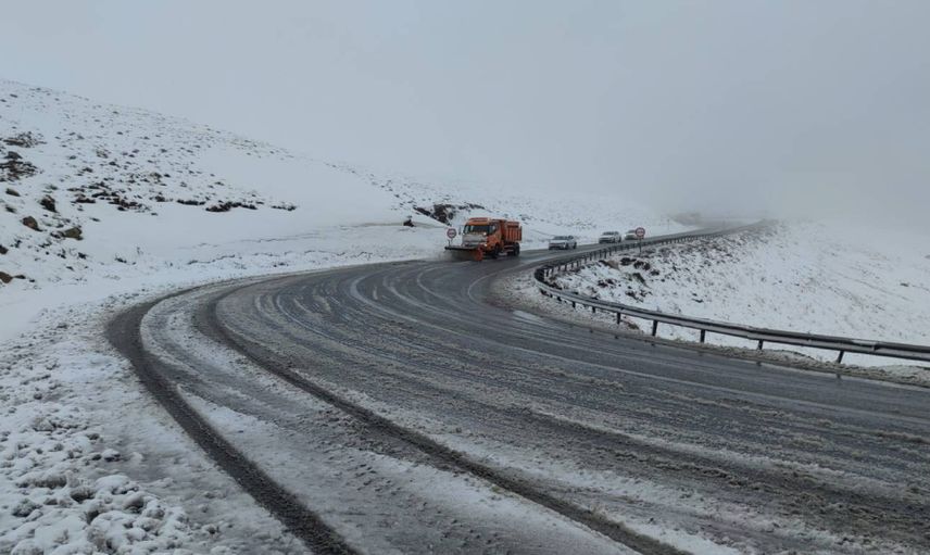 Türkiye’de kar yağışı başladı: Van’da ulaşıma kar engeli