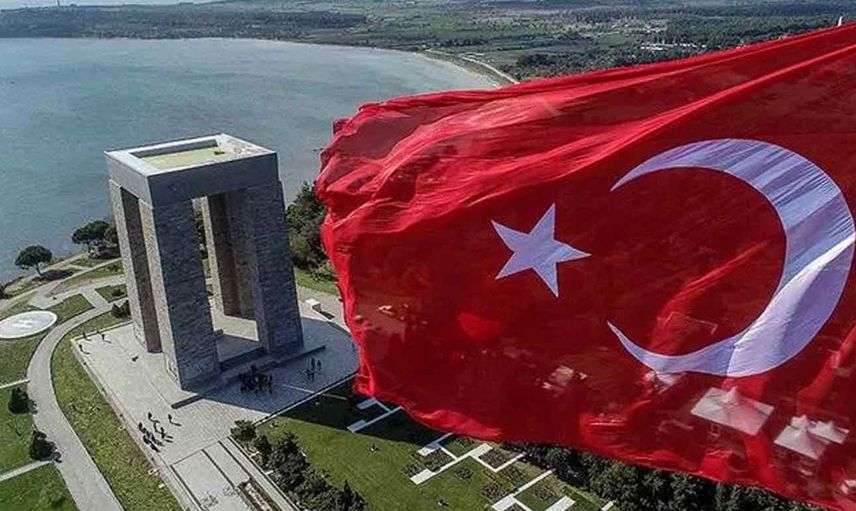Türkiye'nin birlik ve beraberliğinin yeni şarkısı: Birlikte Türkiye'yiz en son nefese kadar şarkısı Türkiye'nin dilinde!