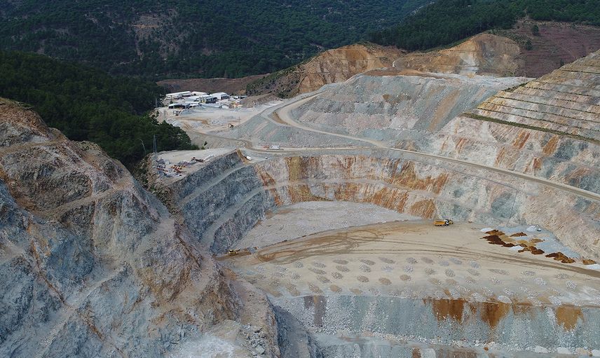 Türkiye’nin dev şirketleri altın madeni bulmak için kolları sıvadı