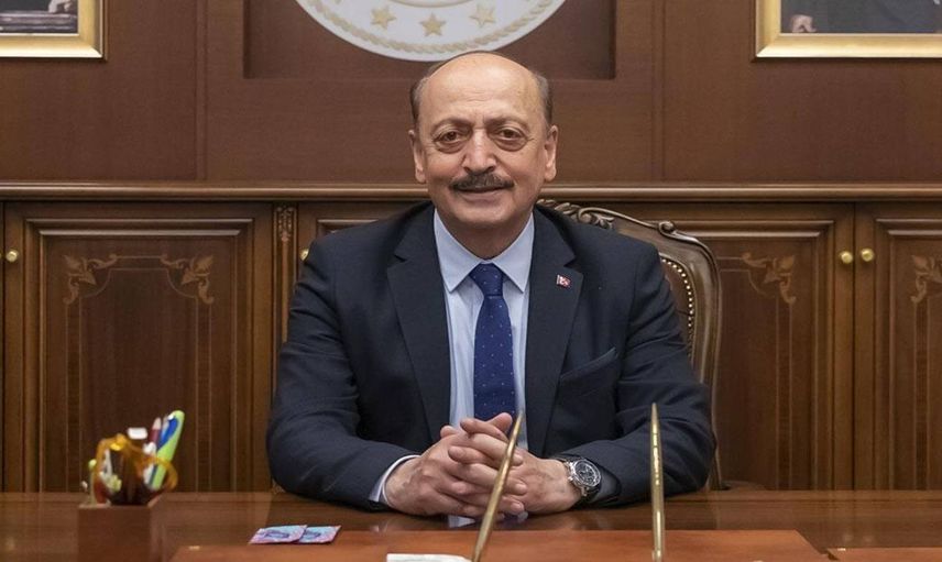 Türkiye’nin gündemi memur ve emekli maaşları: Bakan Bilgin’den açıklama geldi