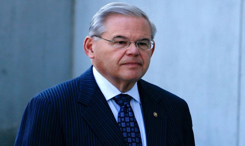 Türkiye’ye skandal sözler söylemişti: ABD’li Menendez’in başı belada