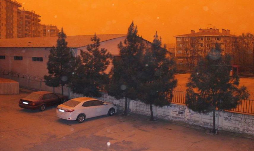 Türkiye’yi etkisi altına alması bekleniyor: Toz taşınımı nedir, zararları neler? Çöl tozu hangi illeri etkileyecek?