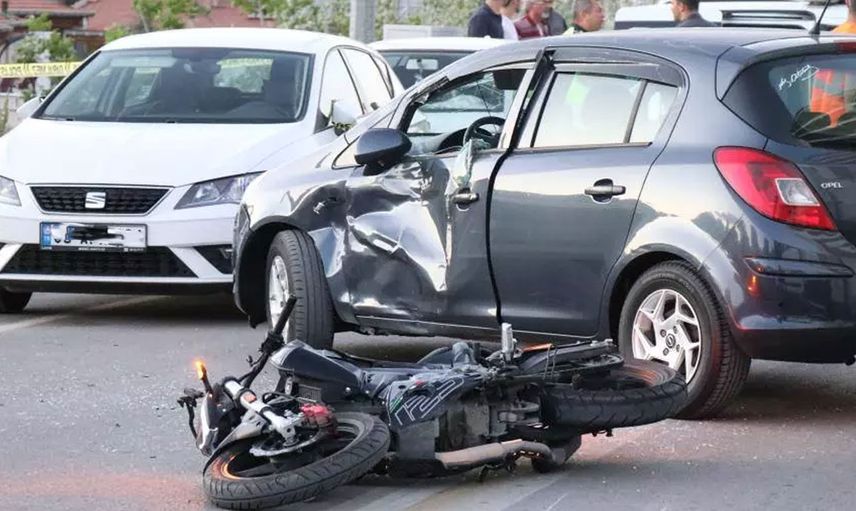 U dönüşü yapan şoför, 1 kişiyi hayattan kopardı!