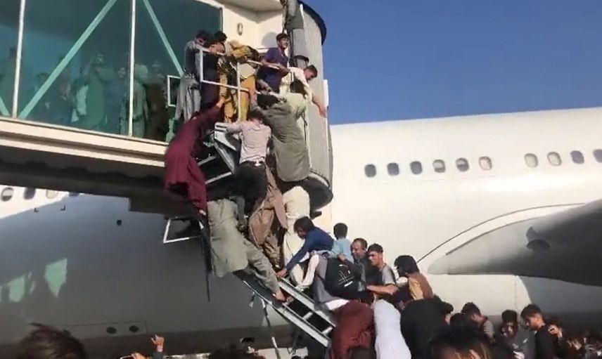 Uçak Faciasında Afganlılara Ait Vücut Parçalarına Rastlanıldı
