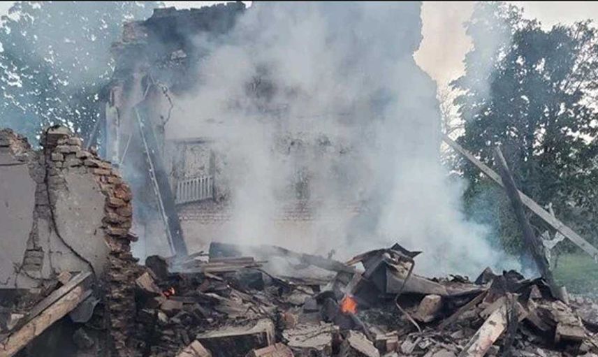 Ukrayna'nın şehri olan Luhansk'ta okula hava saldırısı yapıldı: 60 kişi hayatını kaybetti!