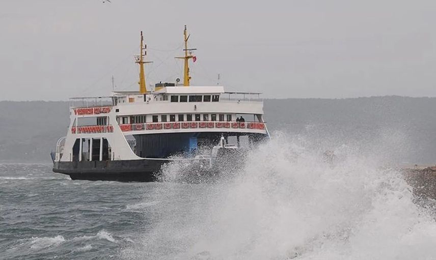 Ulaşıma fırtına engeli! Adalar’a seferler iptal edildi