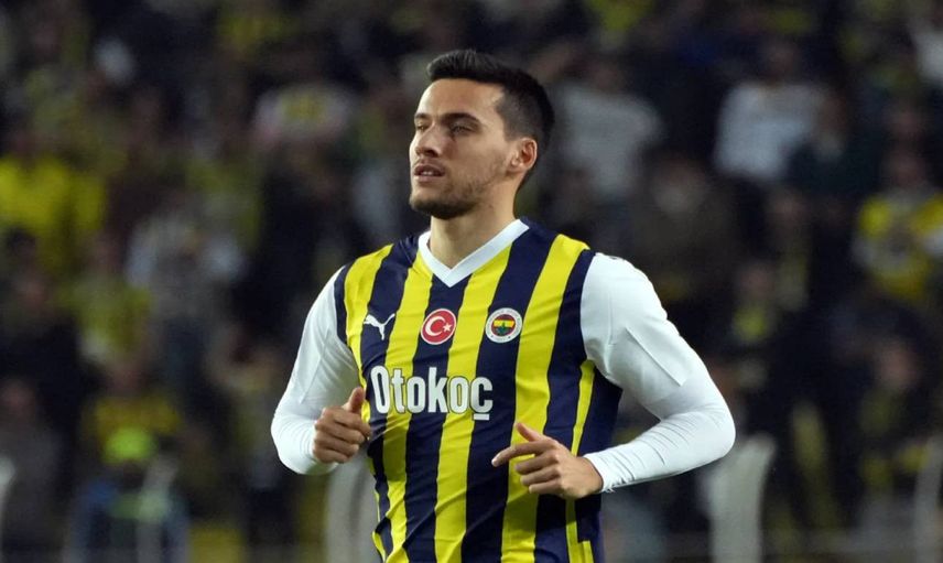 Umut Nayir kimdir, nereli ve kaç yaşında? Umut Nayir hangi takımlarda forma giydi, kaç gol attı? Umut Nayir biyografisi ve kariyeri