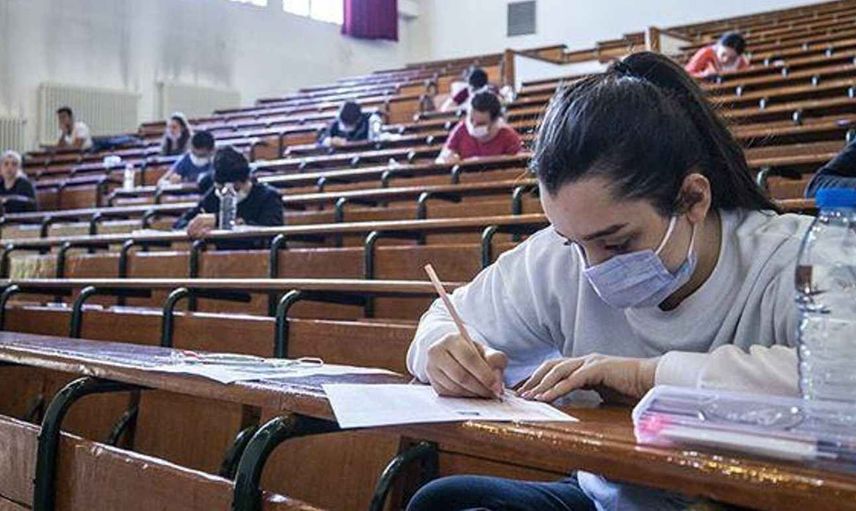 Üniversitede vize ve final nedir, ne demektir? Vize ve final sonuçları nereden nasıl öğrenilir? Vizeye girmeyen finale girebilir mi? Üniversitede vizeler ve finaller ne zaman yapılır?