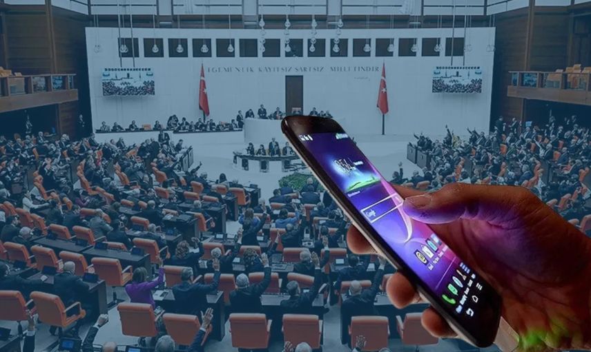 Üniversitelilere Vergisiz Telefon ve Bilgisayar Düzenlemesi Meclis’teÜniversitelilere Vergisiz Telefon ve Bilgisayar Düzenlemesi Meclis’te: 8 Milyon Öğrenciye Büyük Destek