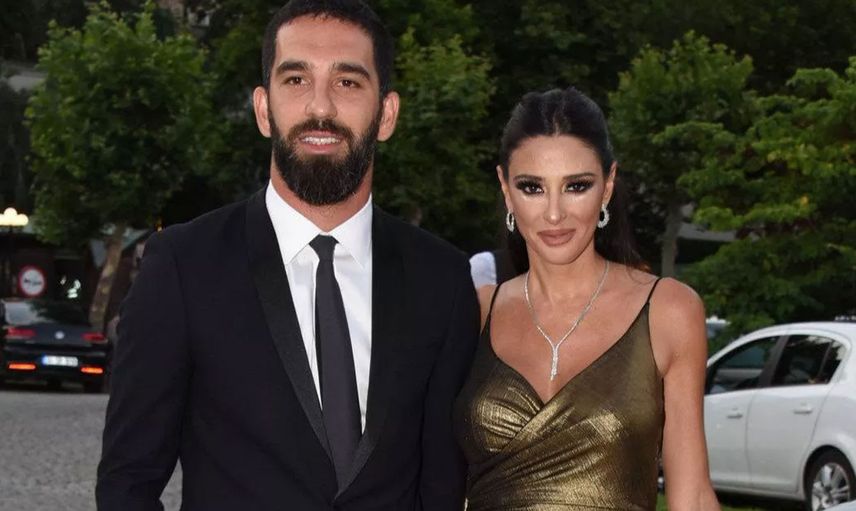 Ünlü Futbolcu Arda Turan’ın Eşi Aslıhan Doğan Turan Bombayı Patlattı: Kız Olsun İstiyoruz