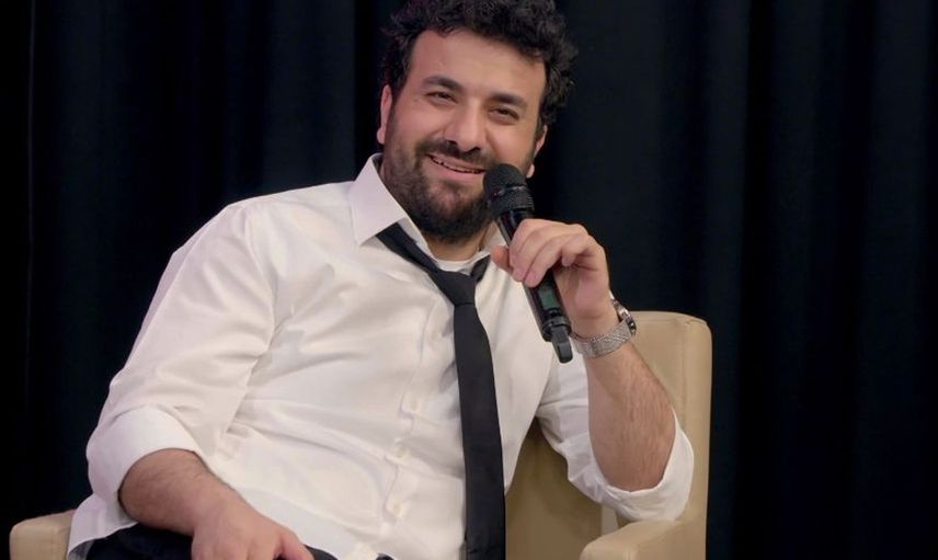 Ünlü komedyen sevenlerini korkuttu: Hasan Can Kaya acil ameliyata alındı!