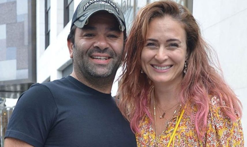 Ünlü Oyuncu Bülent Şakrak Aldığı Haberle Yıkıldı: Bu Acıya Yürek Dayanmaz