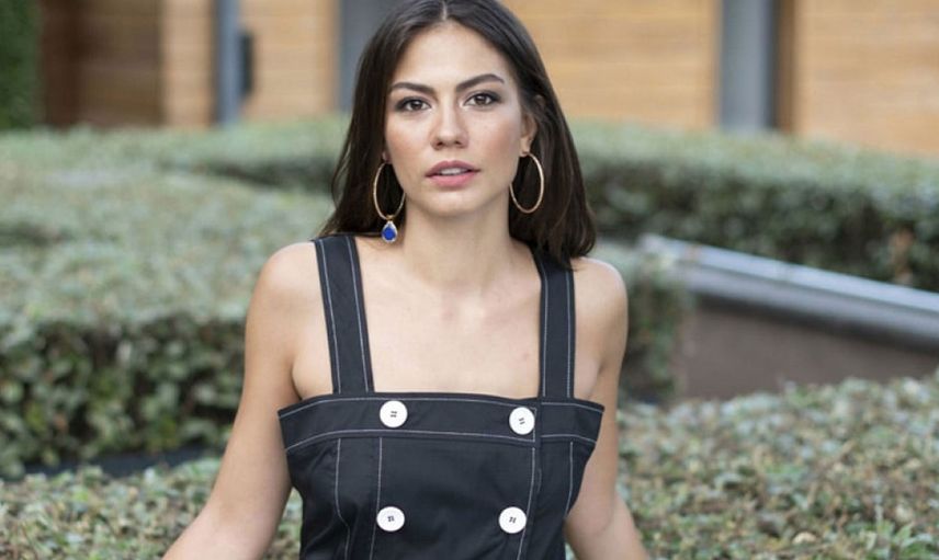 Ünlü Oyuncu Demet Özdemir’le Meslektaşı Şükrü Özyıldız Yeni Bir Aşka mı Yelken Açtı?