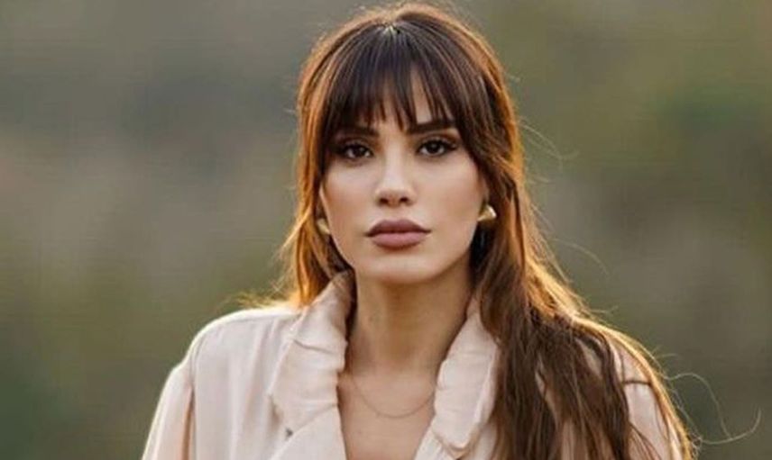 Ünlü Oyuncu Şükran Ovalı'yı Kardeşi Deniz Sağdıç Topa Tuttu: Benim Annemin Gözü Açık Gidecek!