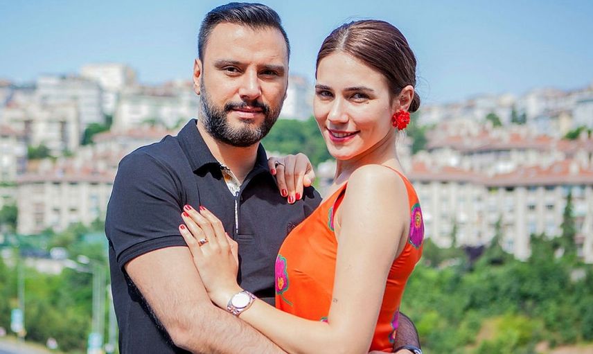 Ünlü Şarkıcı Alişan Eşi Buse Varol’la Hakkında Çıkan Evlilik Sözleşmesi İddialarına Son Noktayı Koydu!