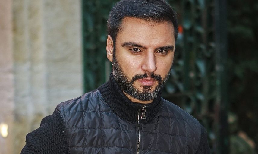 Ünlü Şarkıcı Alişan İlk Göz Ağrısı Olan Oğlu Burak'ın Kaza Geçirdiğini Duyurdu!