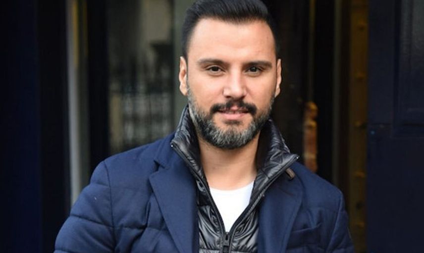 Ünlü Şarkıcı Alişan Meslektaşı İzzet Yıldızhan’a Rest Çekti: Külah Varsa Ona Anlatsın!