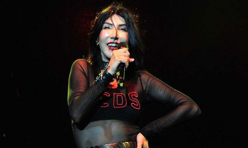 Ünlü Şarkıcı Hande Yener Yeni Yıla İbrahim Tatlıses’le Birlikte Girdi!