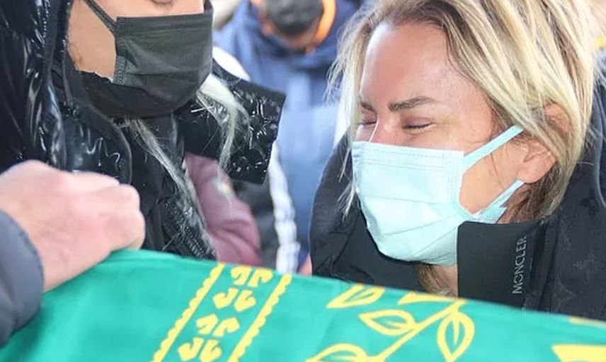 Ünlü Sunucu Ece Erken’in Ambulans Geç Geldi İddiasına İl Sağlık Müdürlüğü’nden Jet Yanıt Geldi!