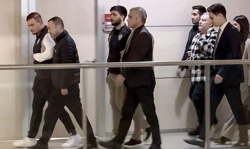 Ünlülere yasa dışı bahis operasyonu; 20 kişiye gözaltı kararı