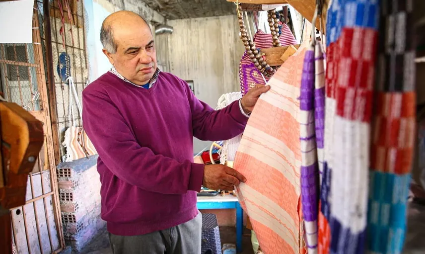 Unutulmaya Yüz Tutan Dokumacılığı Evinde Yaşatıyor