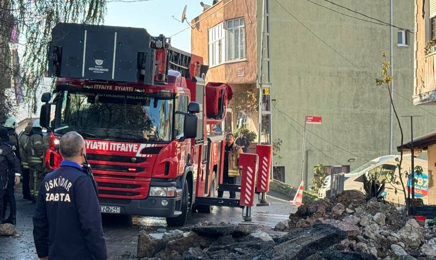 Üsküdar'da yangın çıktı: Olay yerine çok sayıda ekip yönlendirildi