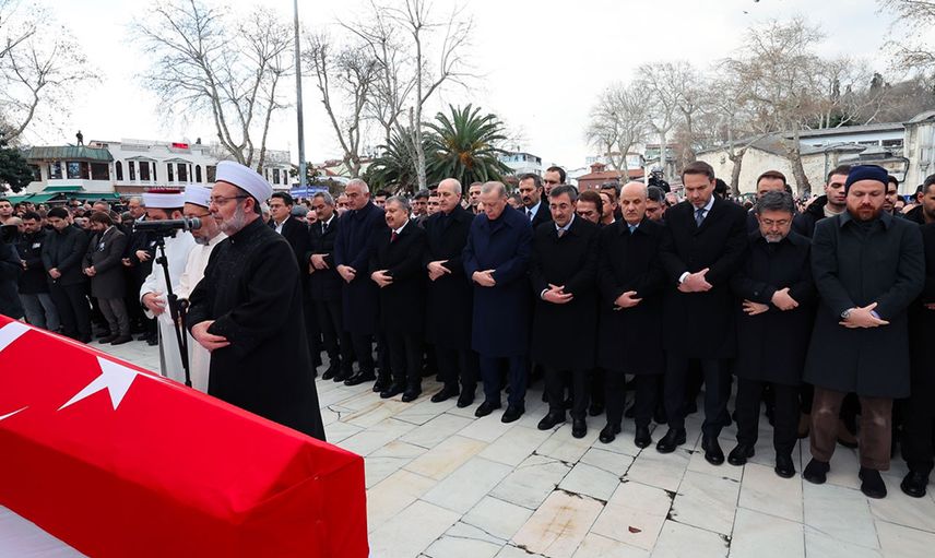 Usta yazar Alev Alatlı son yolculuğuna uğurlandı