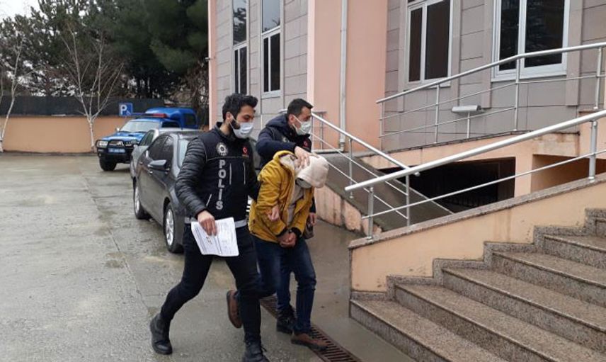 Uygulama Noktasında Uyuşturucu Yakalandı