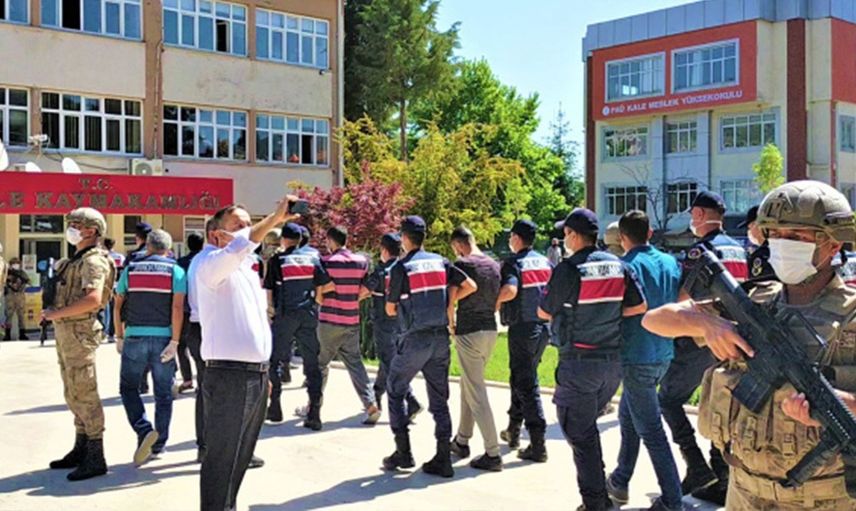 Uyuşturucu Tacirleri Şafak Operasyonuyla Yakalandı