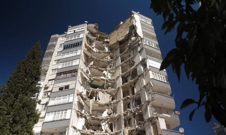 Valilik inşaatları durdurdu: Betonu döktükleri sırada yaşandı