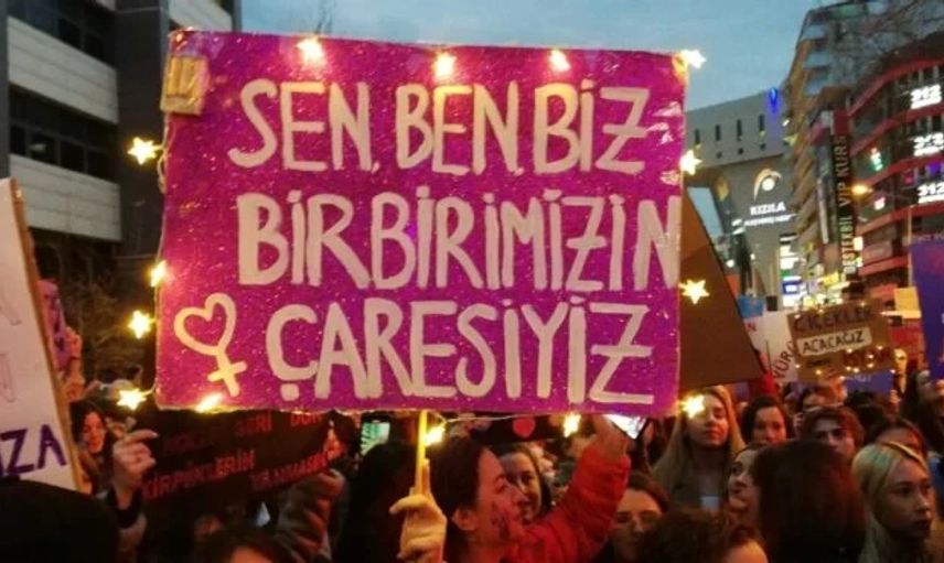 Valilik, Taksim yollarını kapattı